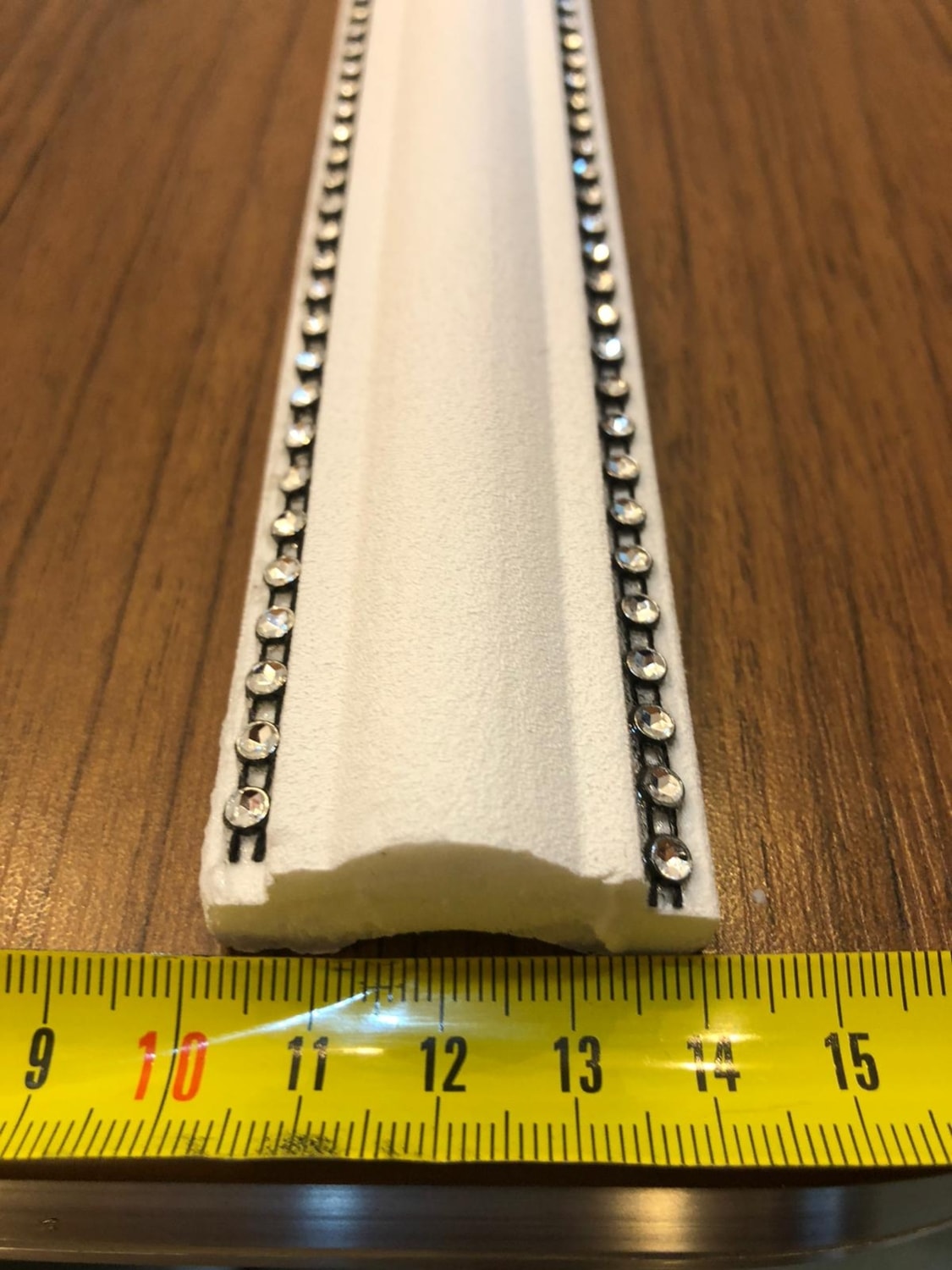 2 Şeritli Dekoratif Siyah Taşlı Strafor Köpük Çıta Kartonpiyer - 1 Metre