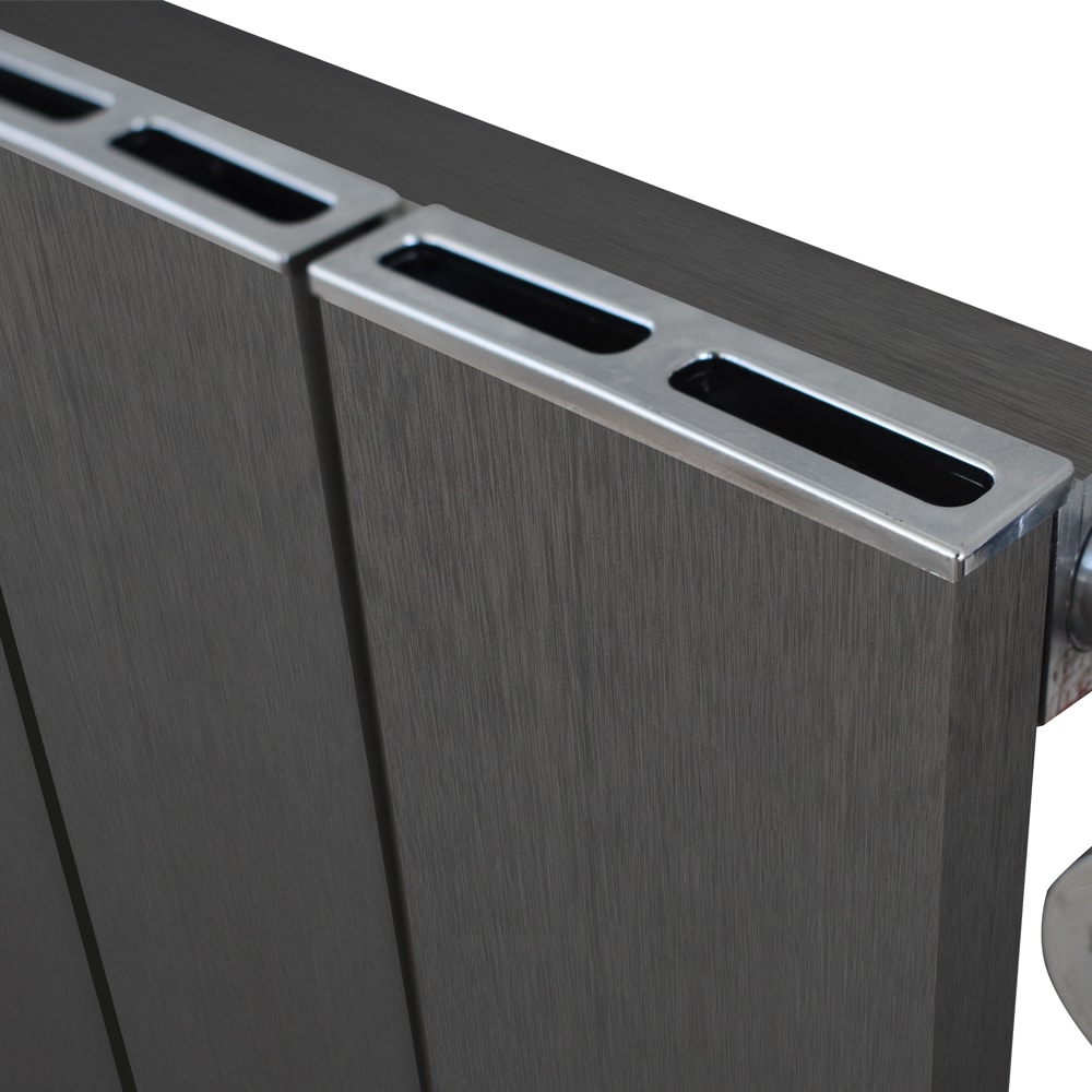 Kalsedon Alüminyum Dekoratif Radyatör 600x660mm – 7 Dilim | 718 W Yüksek Isıl Güç (2938 BTU/h) | Dokulu Antrasit Gri