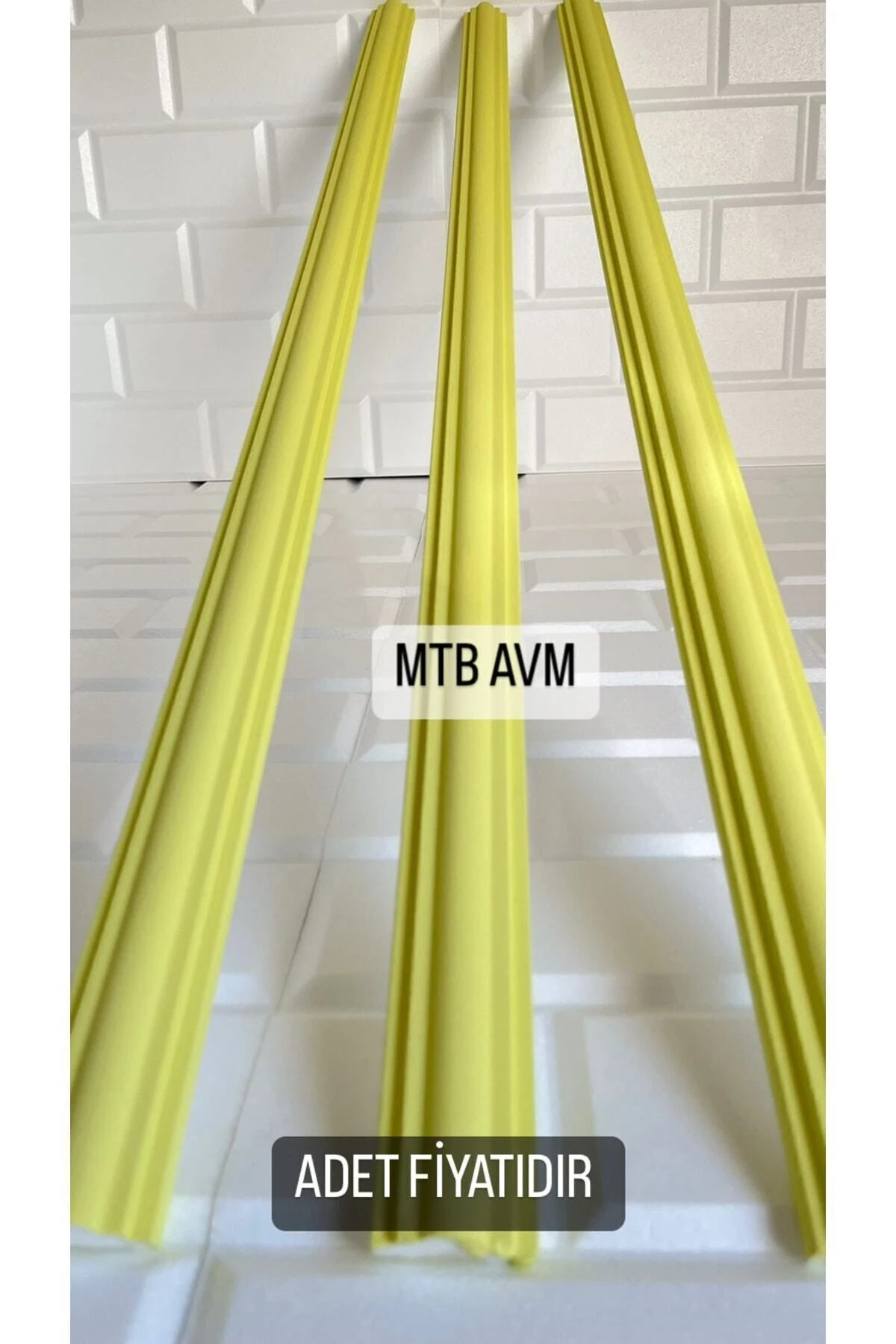 Sarı Minella01 Duvar Çıtası Kendinden Yapışkanlı Stropiyer 4cm 100 Cm