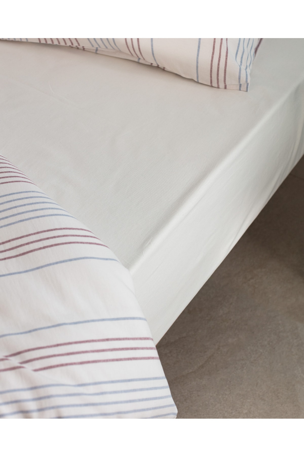Evonna King Size İpliği Boyalı Nevresim Takımı