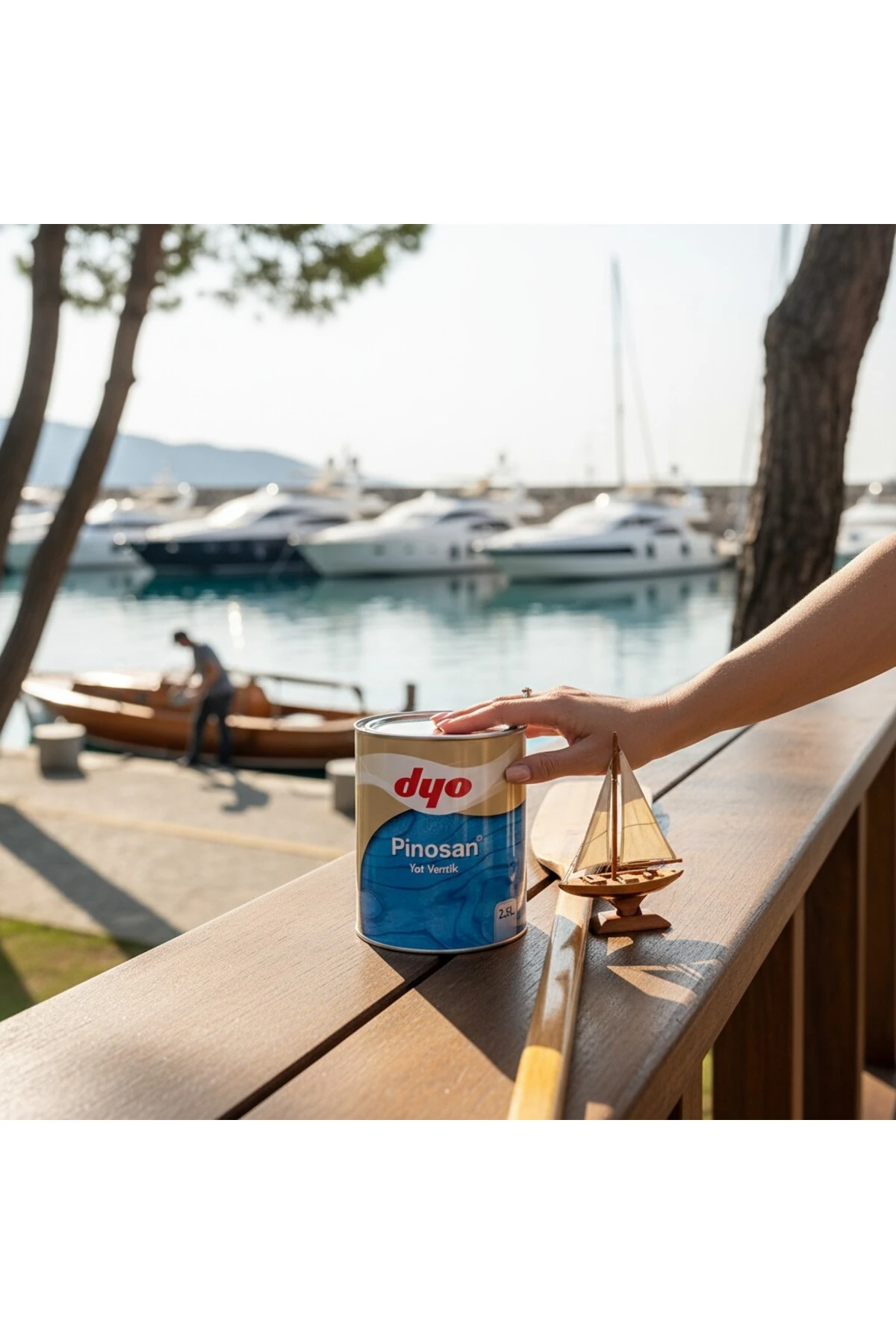 Pinosan Yat Vernik 0,75 Litre – Ahşap Yüzeyler İçin Şeffaf Koruma