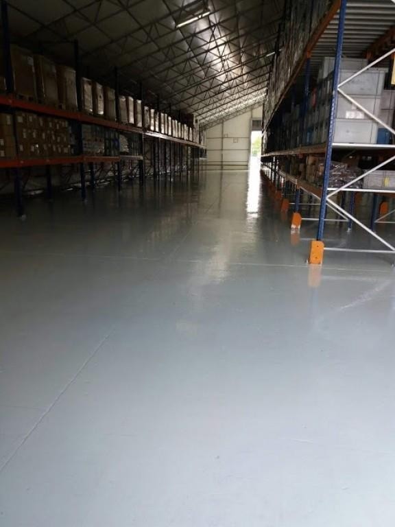 Isonem Floor 2k Solventsiz Epoksi Zemin Boyası 2.5 kg Beyaz