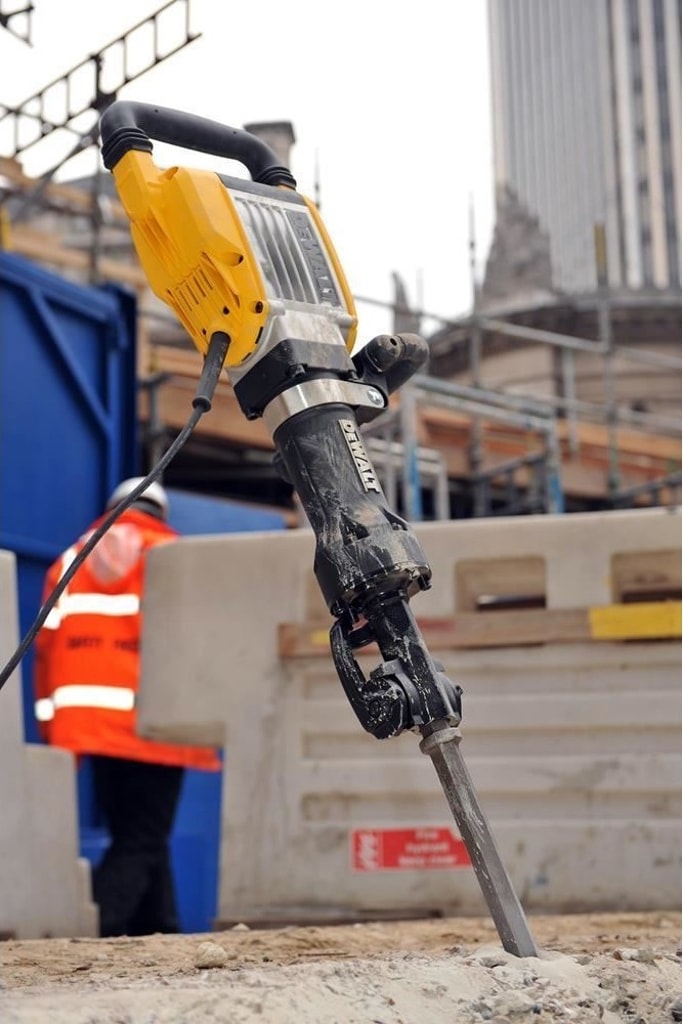 DEWALT D25960K-QS Hex Kırıcı Sarı-Siyah