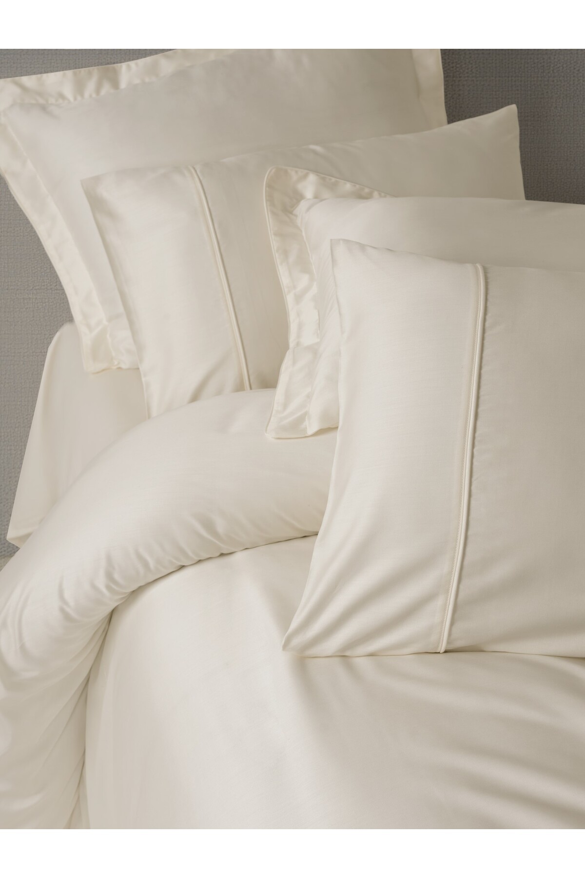 Silky Saten Çift Kişilik Nevresim Takımı Ekru