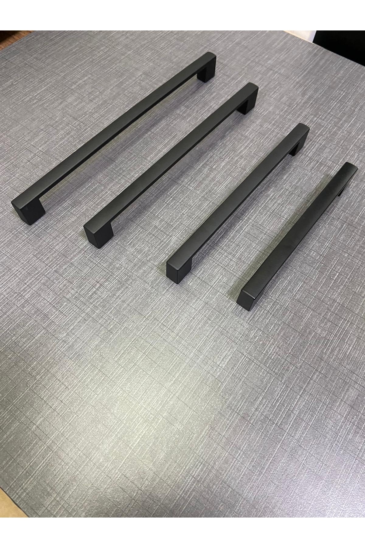 Mobilya Kulp Mat Siyah 160 Mm