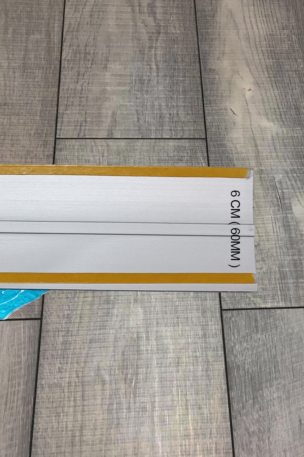 Kapı Eşik Çıtası 85 cm Geniş Parke Kapı Altı Çıtası Geniş 60MM Gri Yapışkanlı Kapı Eşik Profili