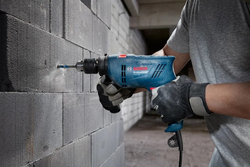 BOSCH Gsb 600 Darbeli Matkap 600 Watt + 100 Parça Set