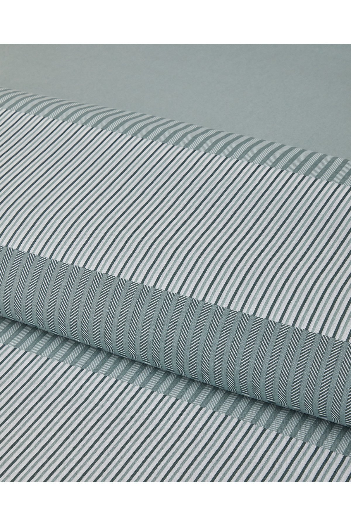 Modern Strip Kolay Ütülenir Çift Kişilik Nevresim Takımı 200x220 cm Yeşil