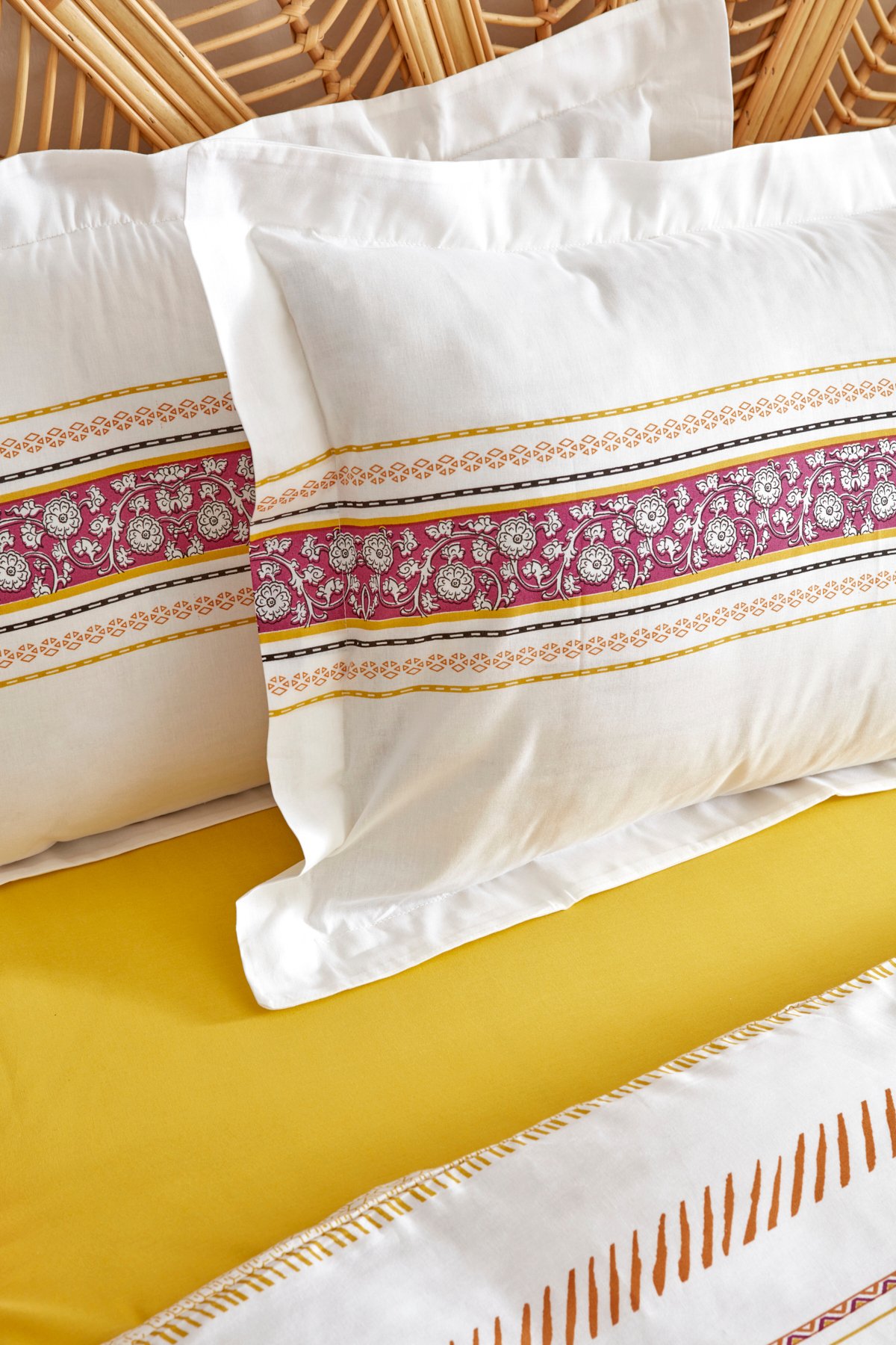 Morin %100 Pamuk Çift Kişilik Nevresim Pike Takımı Multi Color