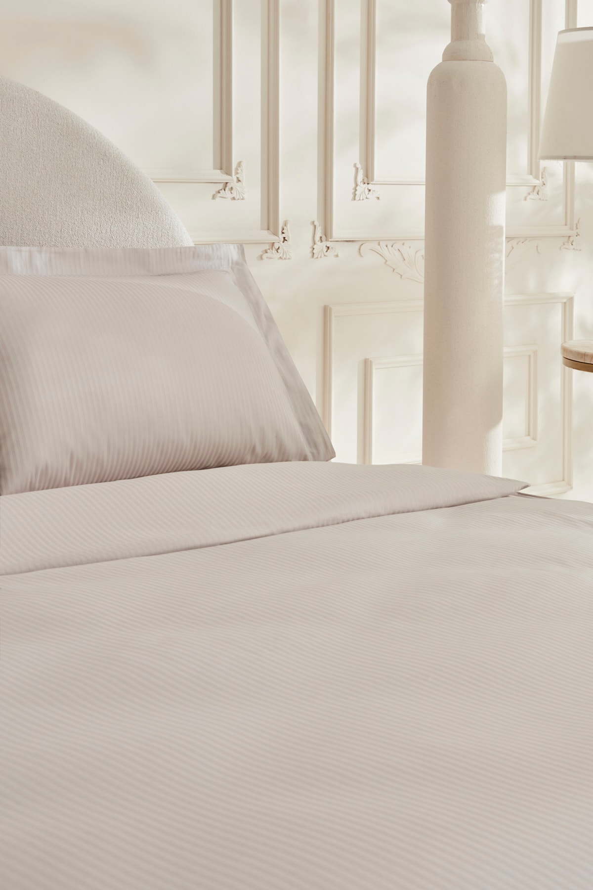 White Collection Vessa Çift Kişilik Çizgili Saten Nevresim Takımı Açık Gri