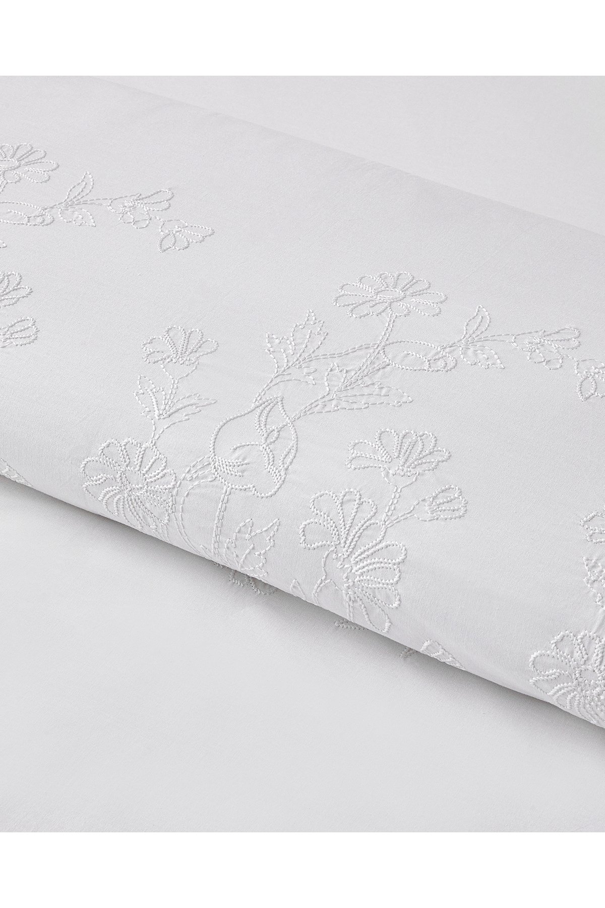 Pure Nakışlı Pamuk Çift Kişilik Nevresim Takımı 200x220 cm Beyaz