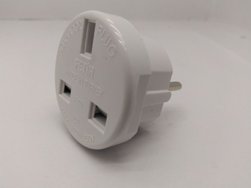 Ingiliz Fiş Çevirici Adaptör Çevirici Topraklı F-09 1 Adet