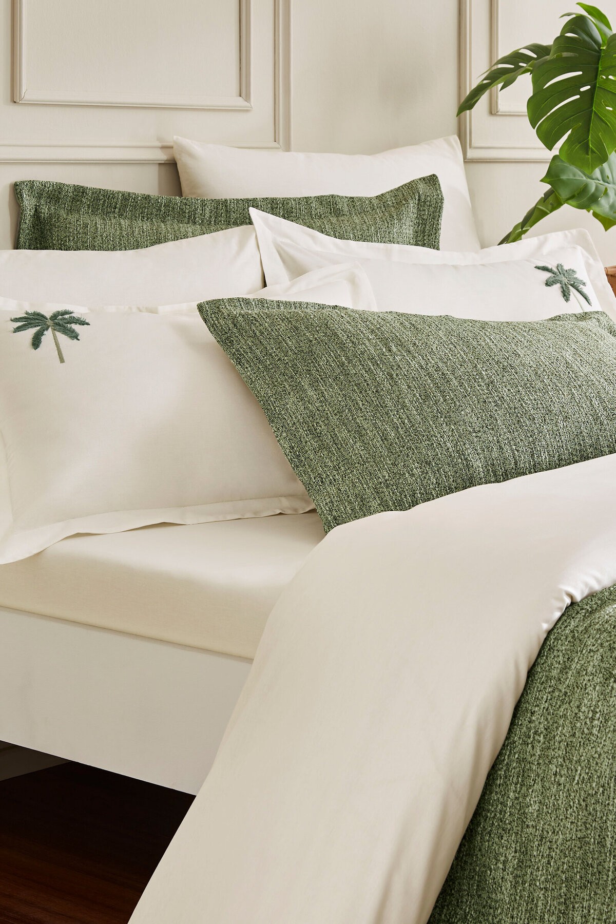 Tropical Dream Çift Kişilik Yatak Örtülü Nevresim Takımı