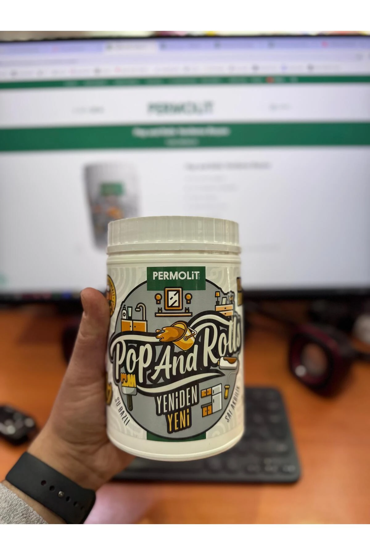 Pop And Rolls 1L - Tek Katla Yepyeni Görünüm! Fayans, Tezgah, PVC ve Ahşap Boya