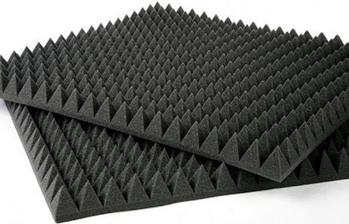 Akustik Piramit Sünger Yanmaz 50 cm x 50 cm