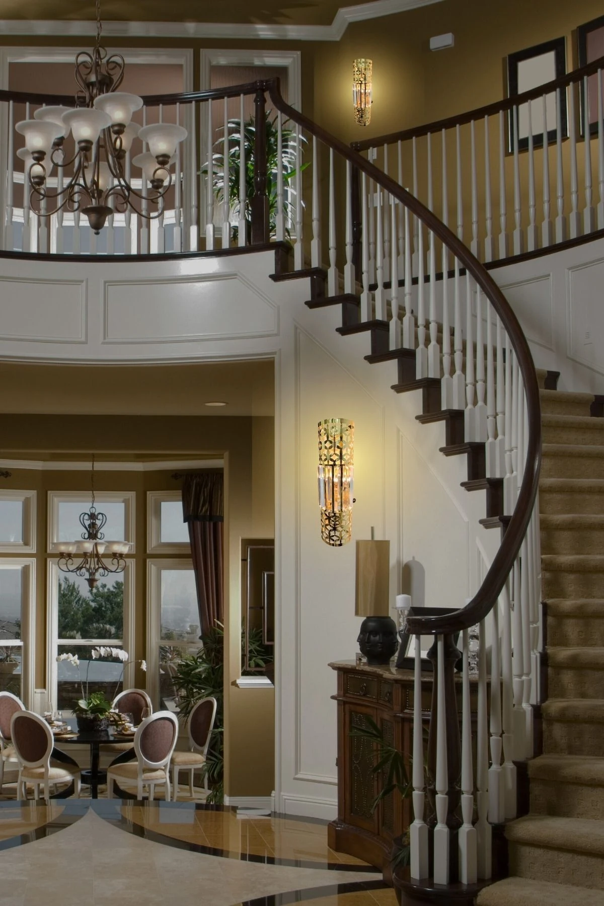 Taç Apik Eskitme, Pilli Aplik, Anahtarlı, Pilli Elektrikli Ledli Duvar Aplik Kristal Taşlı