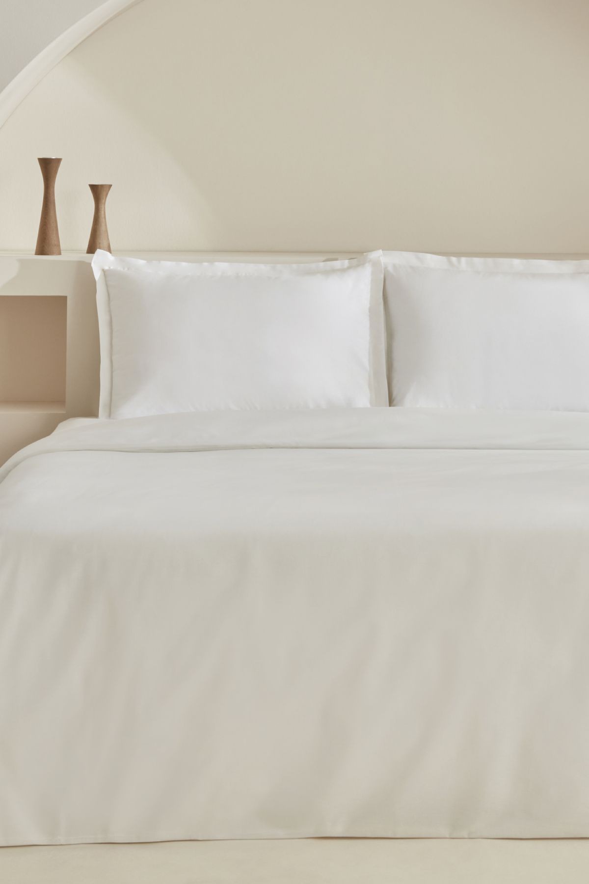 White Collection Lavin Çift Kişilik Nevresim Takımı Beyaz