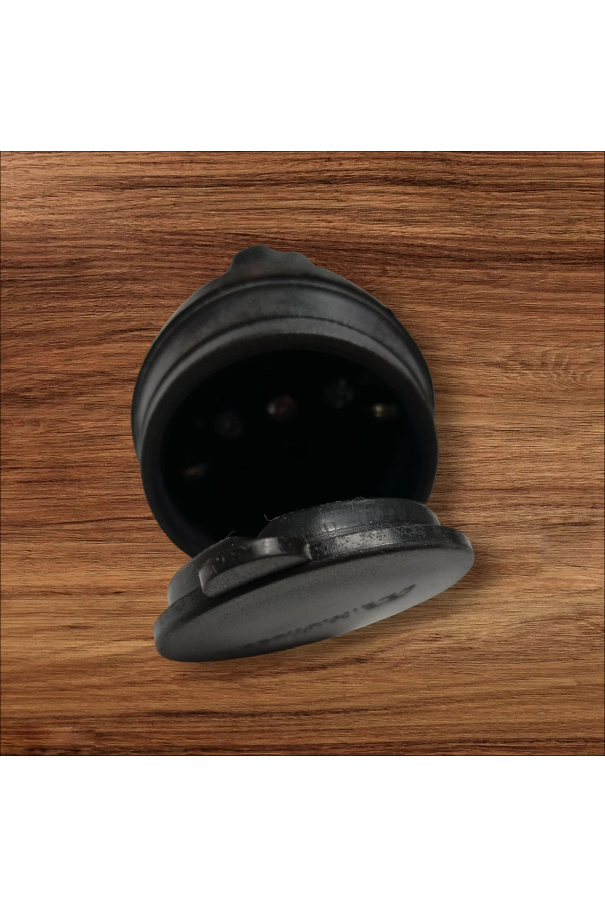 TOPRAKLI KAPAKLI IP65 KAUÇUK DİŞİ FİŞ