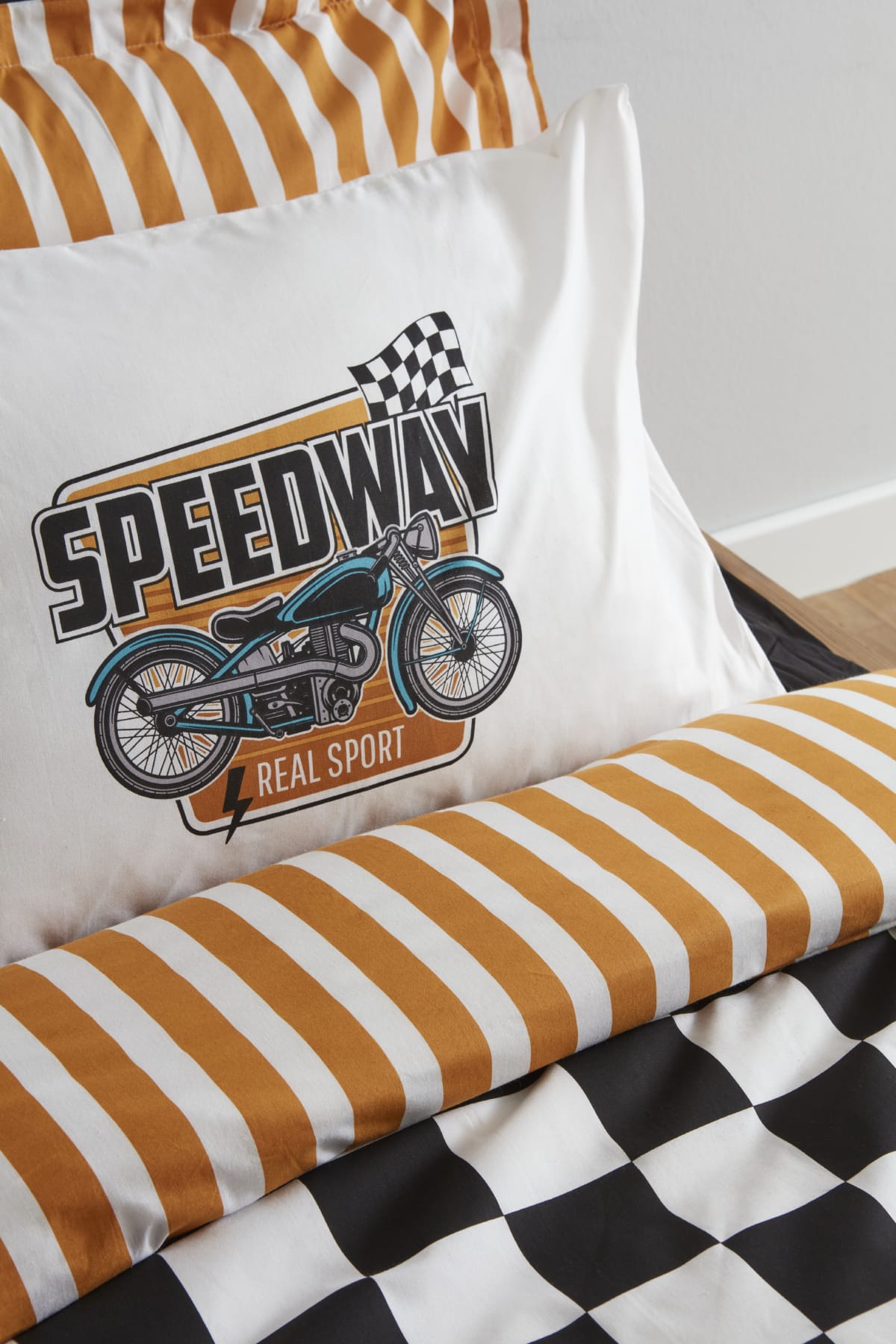Young Speed Way %100 Pamuk Tek Kişilik Fitted Nevresim Takımı