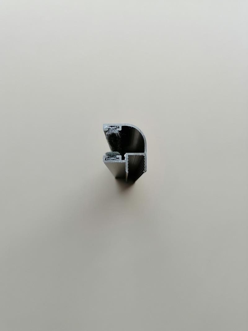 8 mm Alm Cam Balkon Köşe Haş Bronz 200 cm