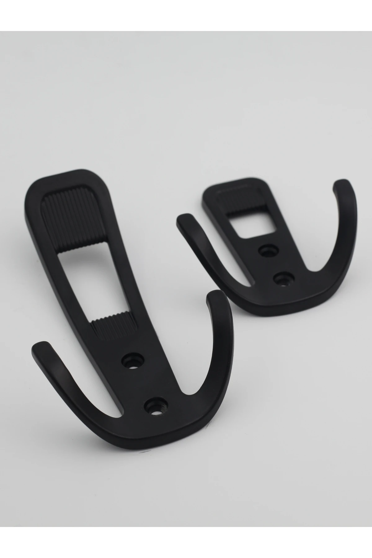 Lotus Siyah Askı, Lüks Vestiyer Askısı, Dolap Askılık, Duvar Askılığı, Portmanto Askı