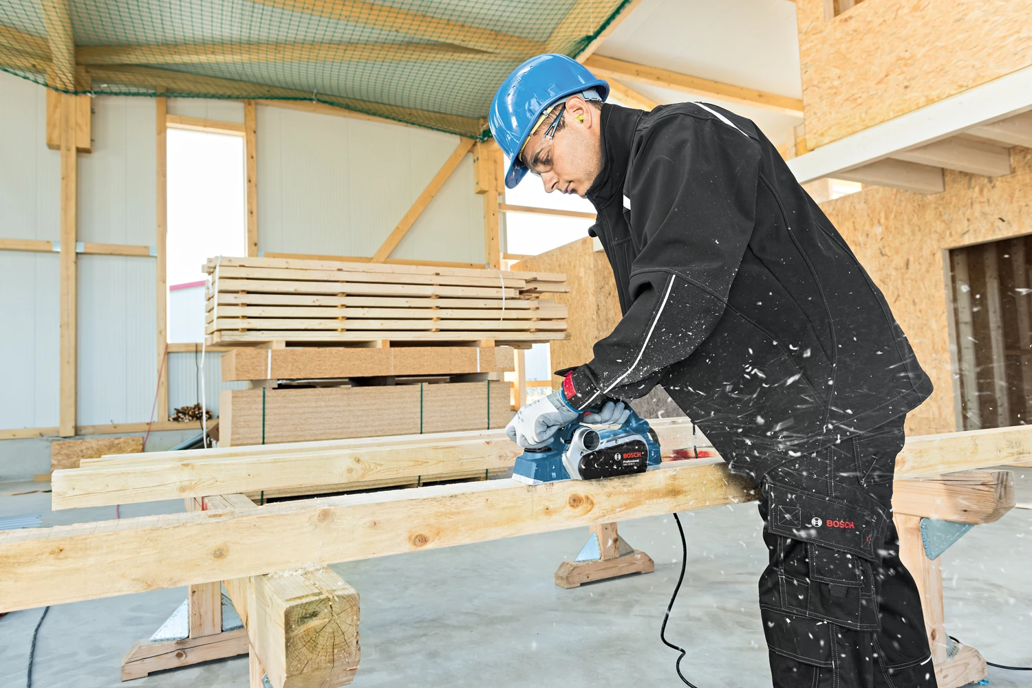 GHO 26-82-Profesyonel 710 Watt Elektrikli Planya Makinası