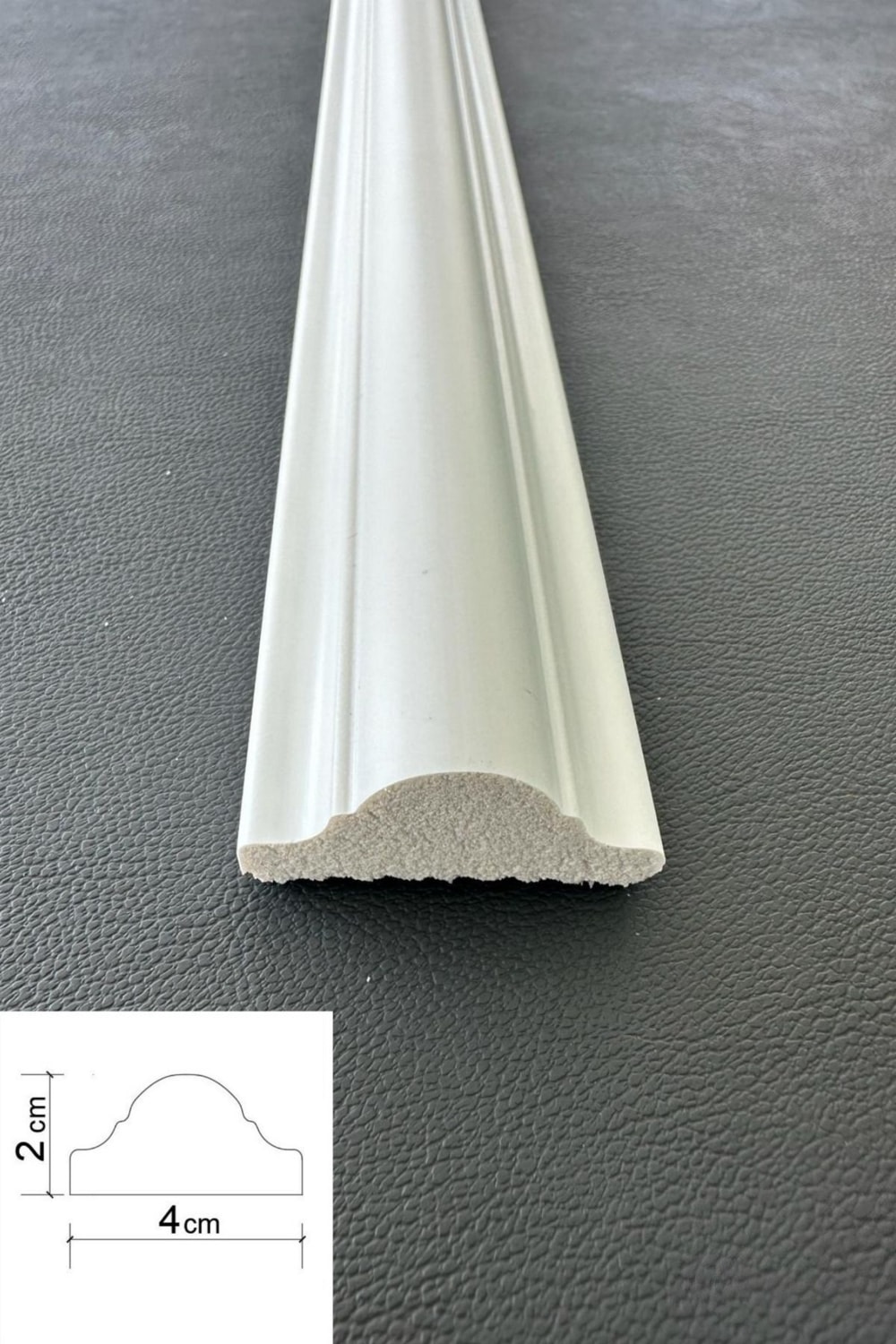Beyaz 4 cm Polistren Duvar Çıtası - Dekoratif ve Boyanabilir, 1 Adet