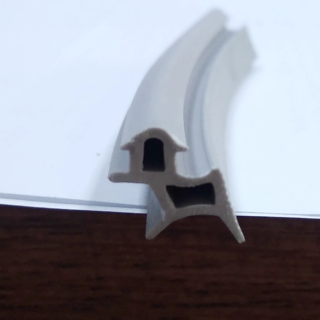 Pimapen Kapı Pencere Contası Pvc Fitili Gri Fitil 10 Metre Tüm Standart Pvc Pimapen, Fıratpen, Egepen, Winsa Gibi Marka Kapı