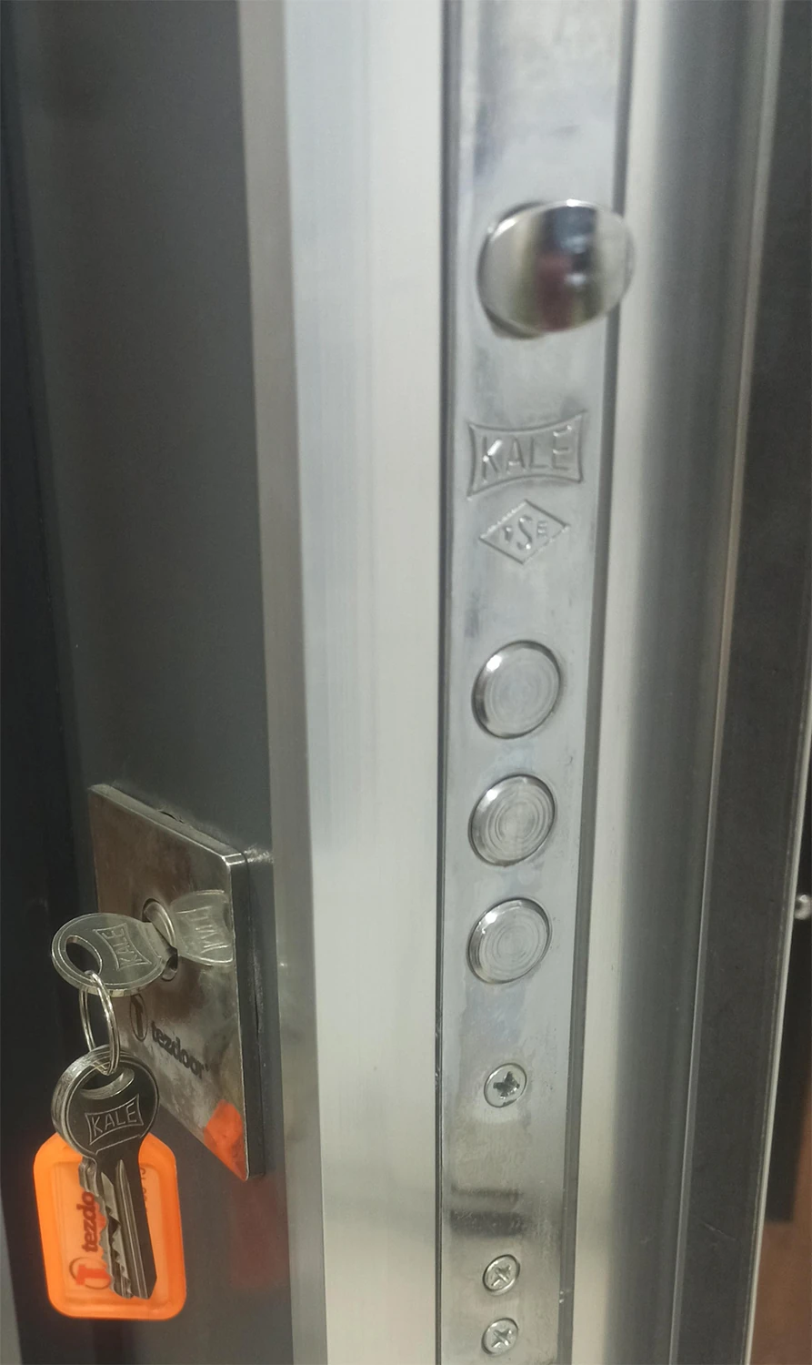 Statik Kasalı Rustik Çizgili Model Çelik Kapı, Daire Kapısı, Villa Kapısı 90 x 200