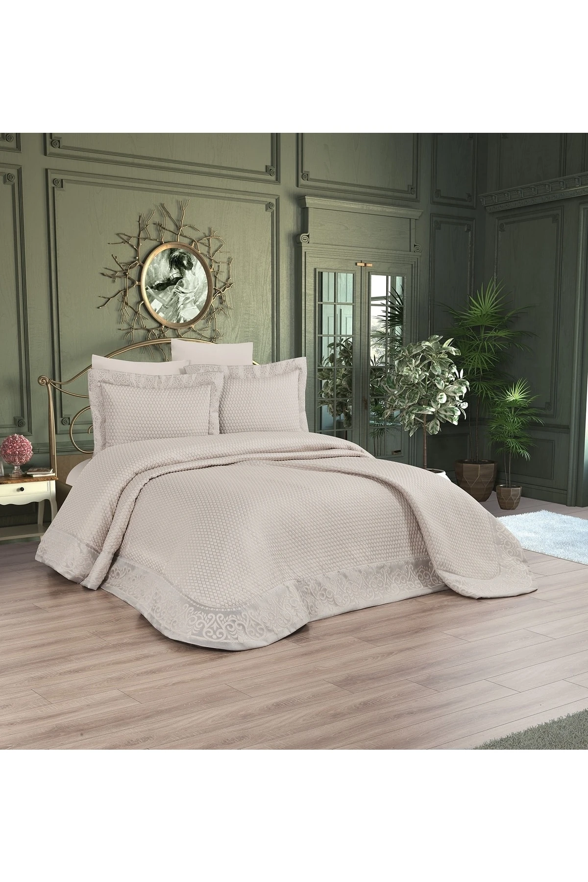 Elit Pano Elyaflı Astarlı Şık Çift Kişilik Yatak Örtüsü
