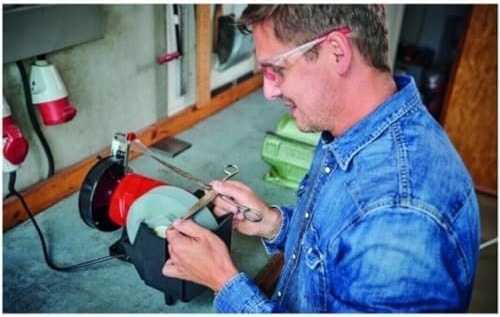 Taş Motoru - Islak Kuru Tc-Wd 200/150 (Maks. 250 W, Islak ve Kuru Taşlama Için Uygun, Kompakt Metal Gövde, Kıvılcım Koruma Camı, Kalın Taşlama ve Islak Taşlama Diski Dâhil) - 4417242