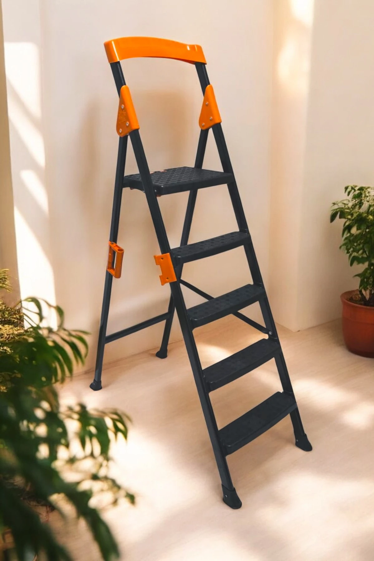 Primo 4+1 Basamaklı Katlanır Merdiven | Ev Tipi Kaymaz Plastik Geniş Basamaklı 4+1 Merdiven