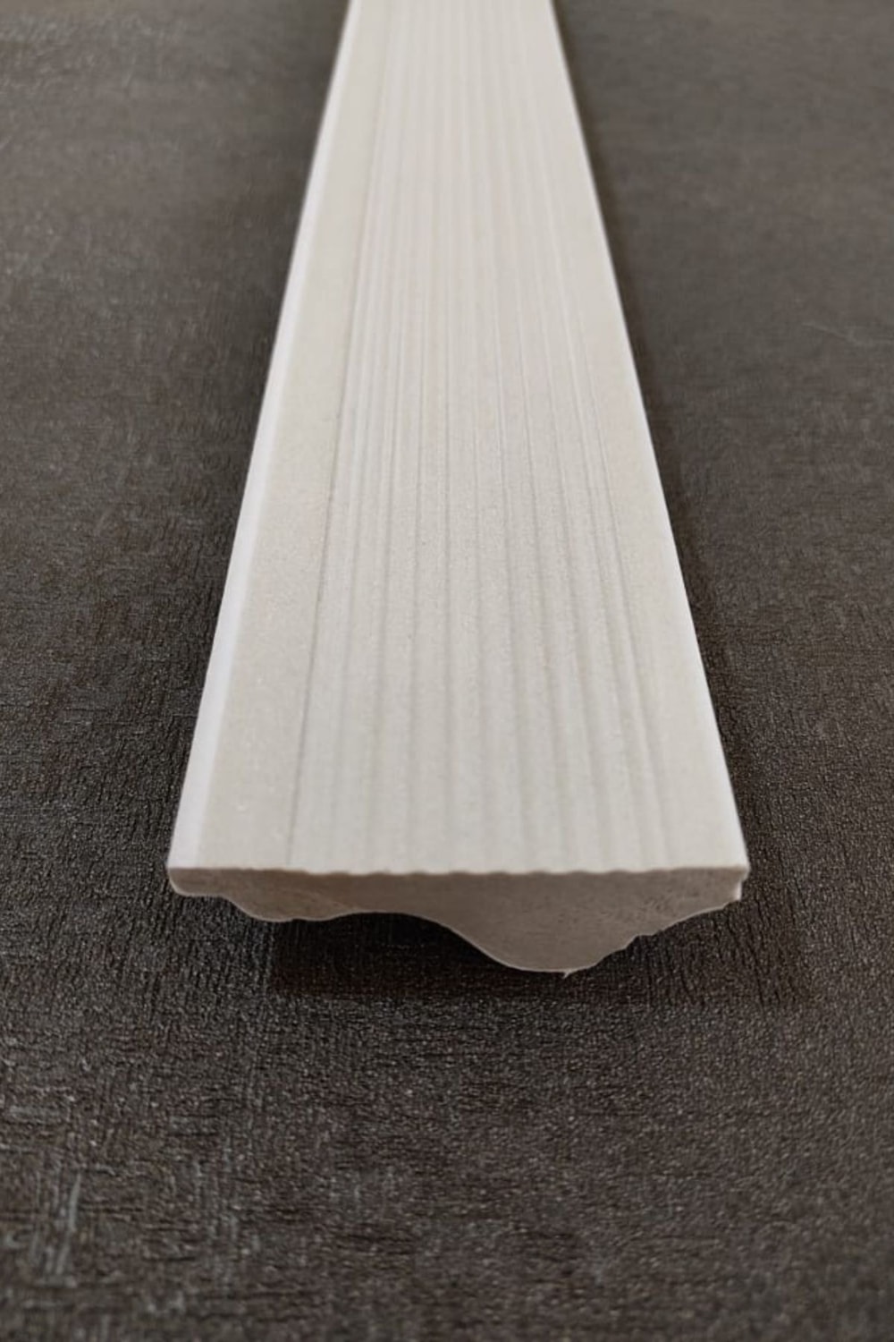 Decogold Dekoratif Boyanabilir Duvar Çıtası 4 cm En 240 cm Uzunluk