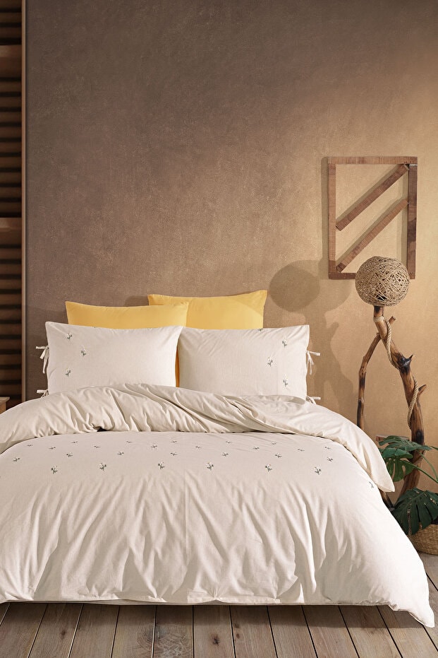 Papatya Nevresim Takımı Çift Kişilik (200X220 cm) Sarı