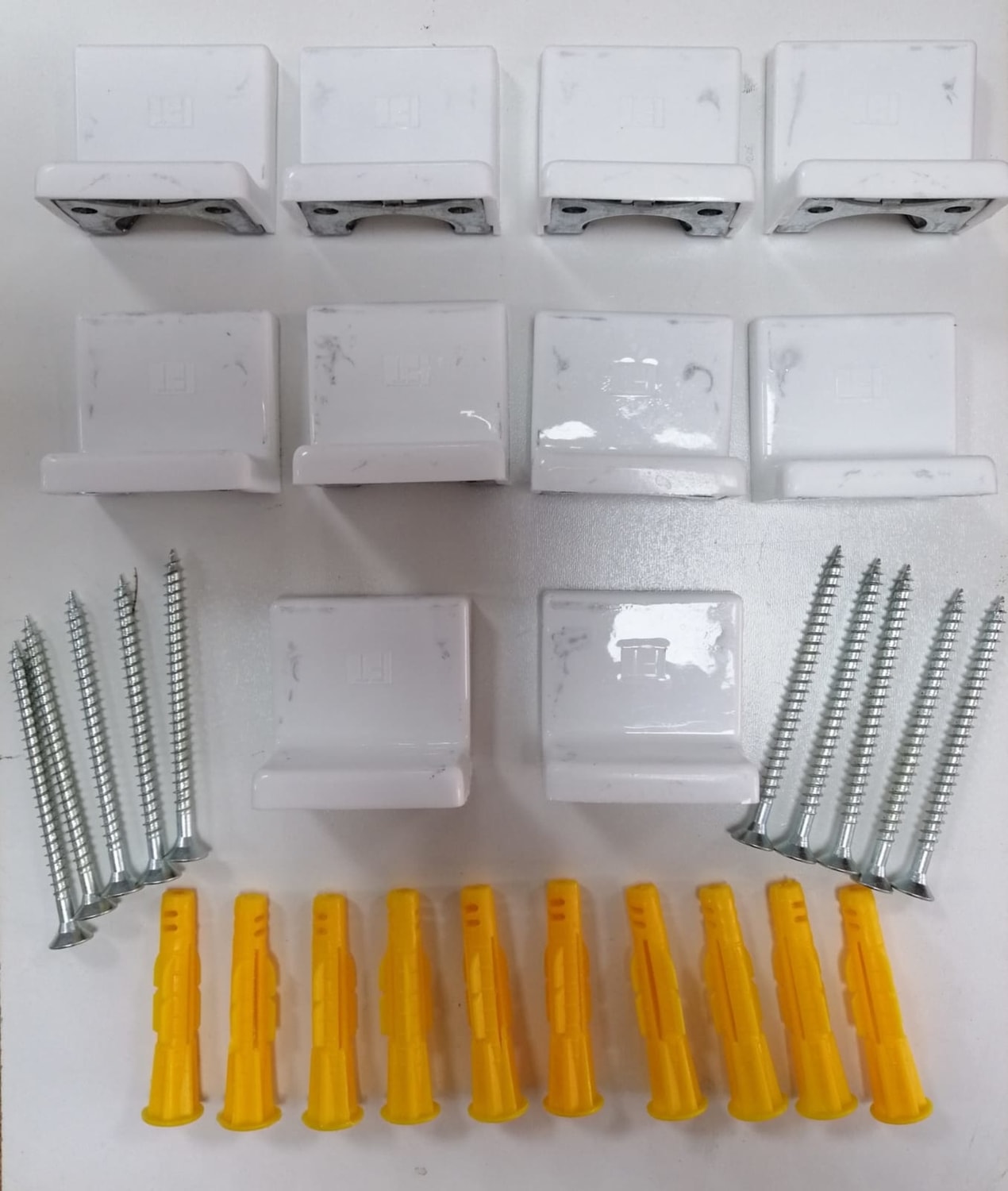 Dolap Askı Elemanı 10 Adet - Dolap Duvar Montaj Aparatı Beyaz +Montaj Vidaları
