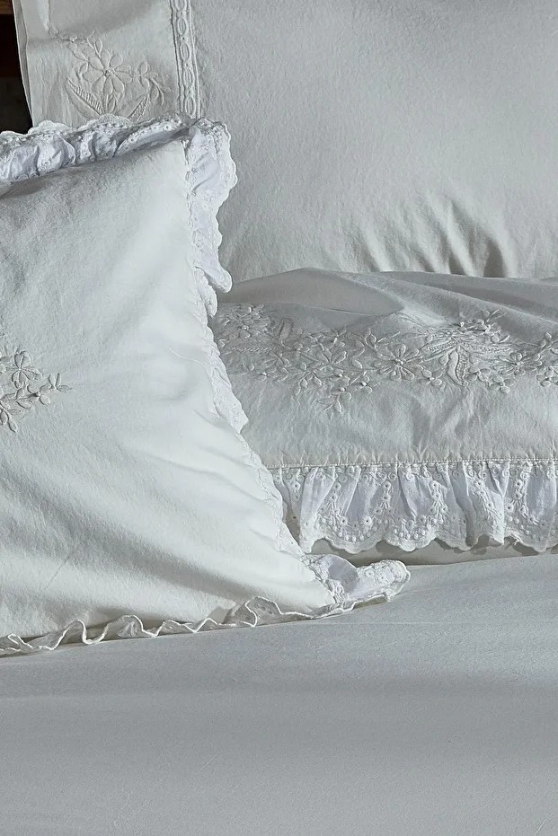 Elsa Çift Kişilik Nevresim Takımı %100 Organik Pamuk Perkal Nakışlı Krem 200x220 Cm