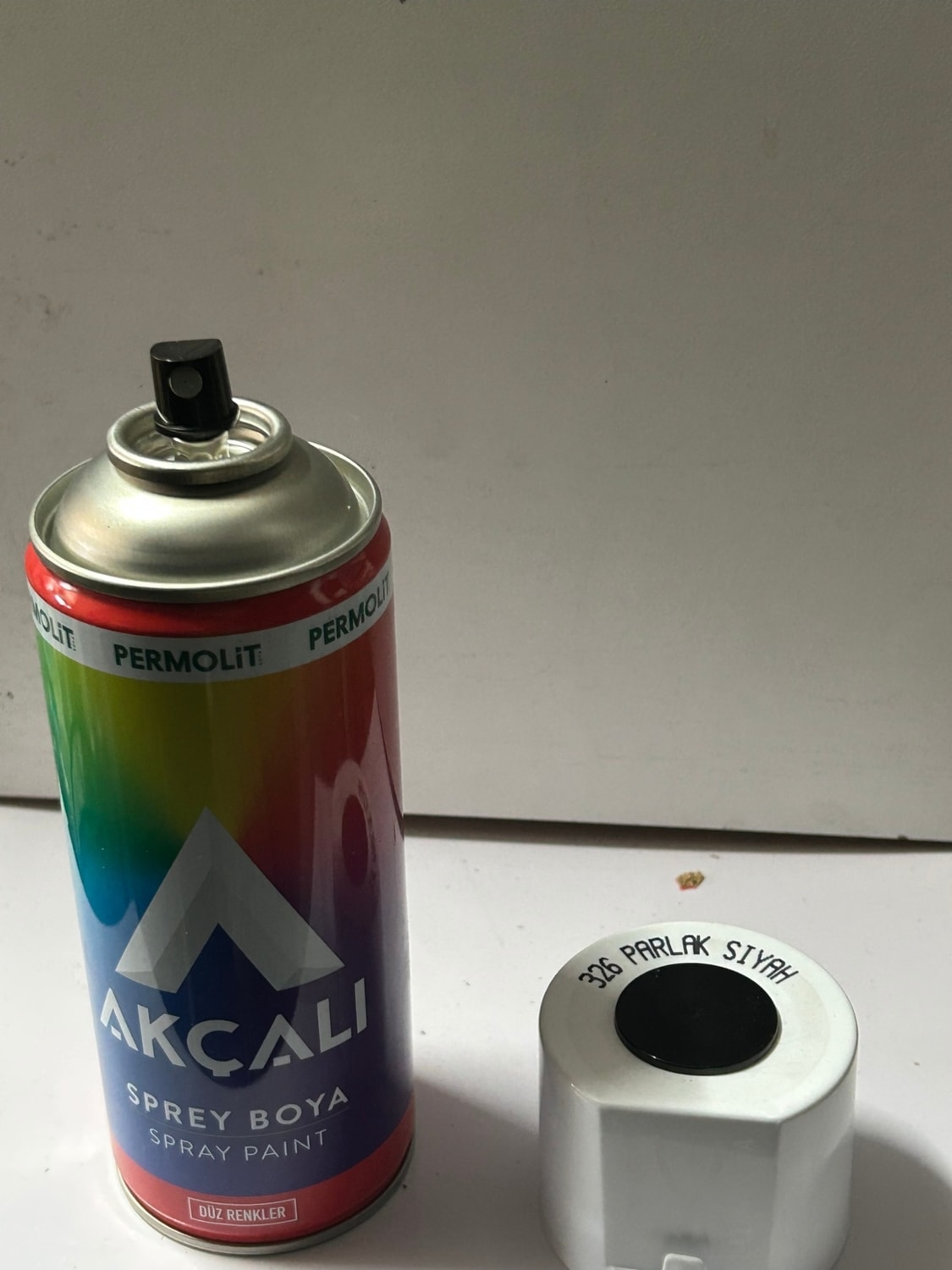 Sprey Boya 400 ml Parlak Siyah 326 Çok Yüzey Uyumlu İç ve Dış Mekan Kullanımına Dayanıklı