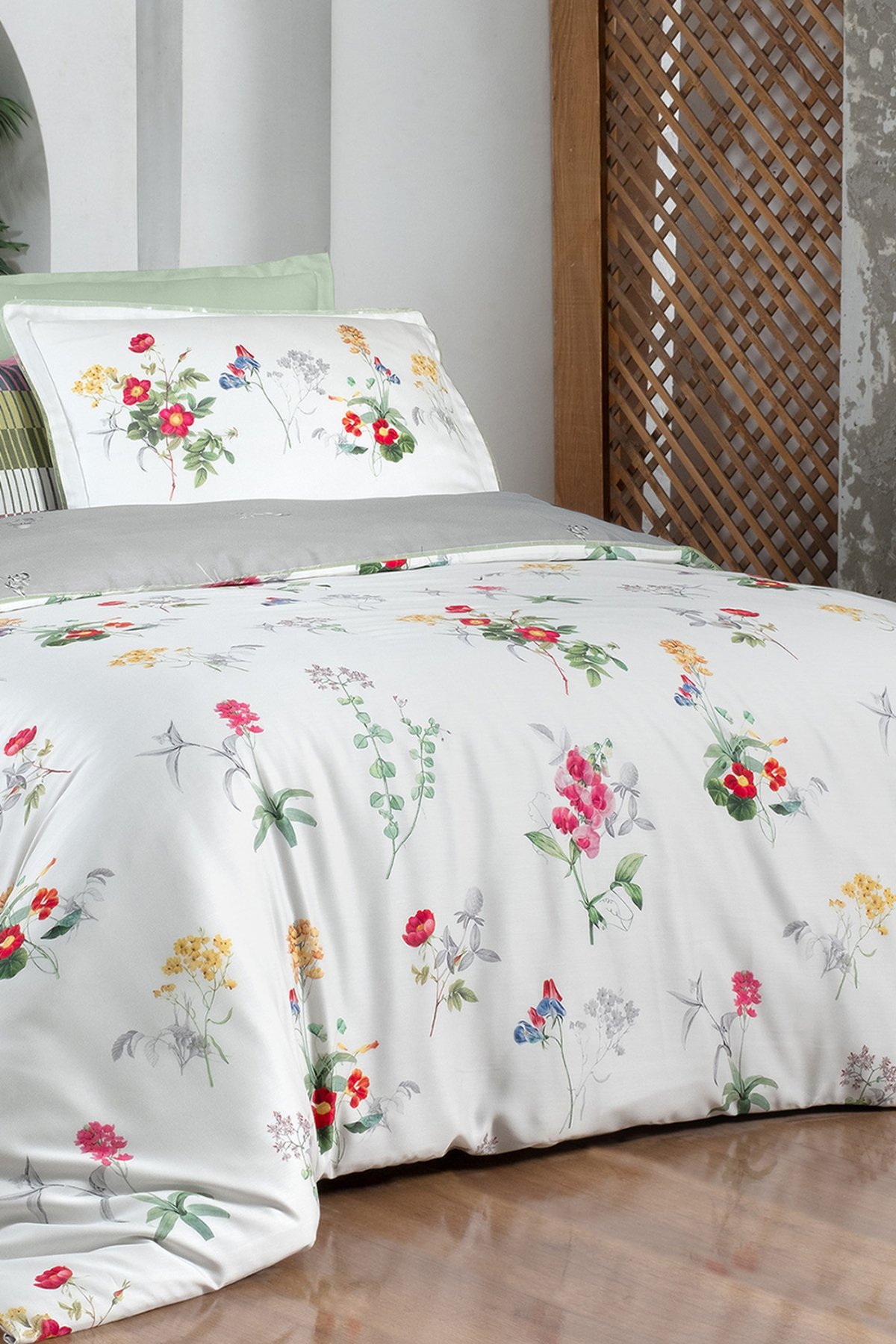 Eterna Multi King Size (Battal Boy) %100 Pamuk Lyocell Nevresim Takımı