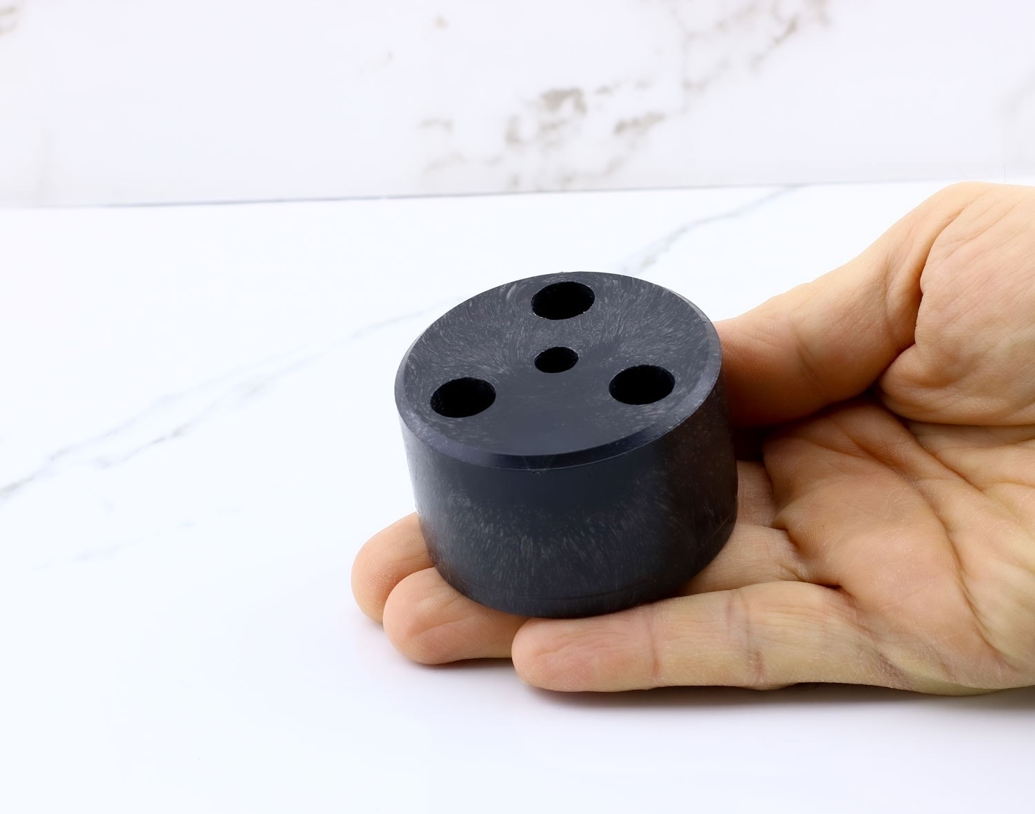Mobilya Ayak Yükseltici Baza Ayağı Koltuk Kanepe Altı Puf Ayakları Yükseklik=3.7 cm Siyah 10 Adet