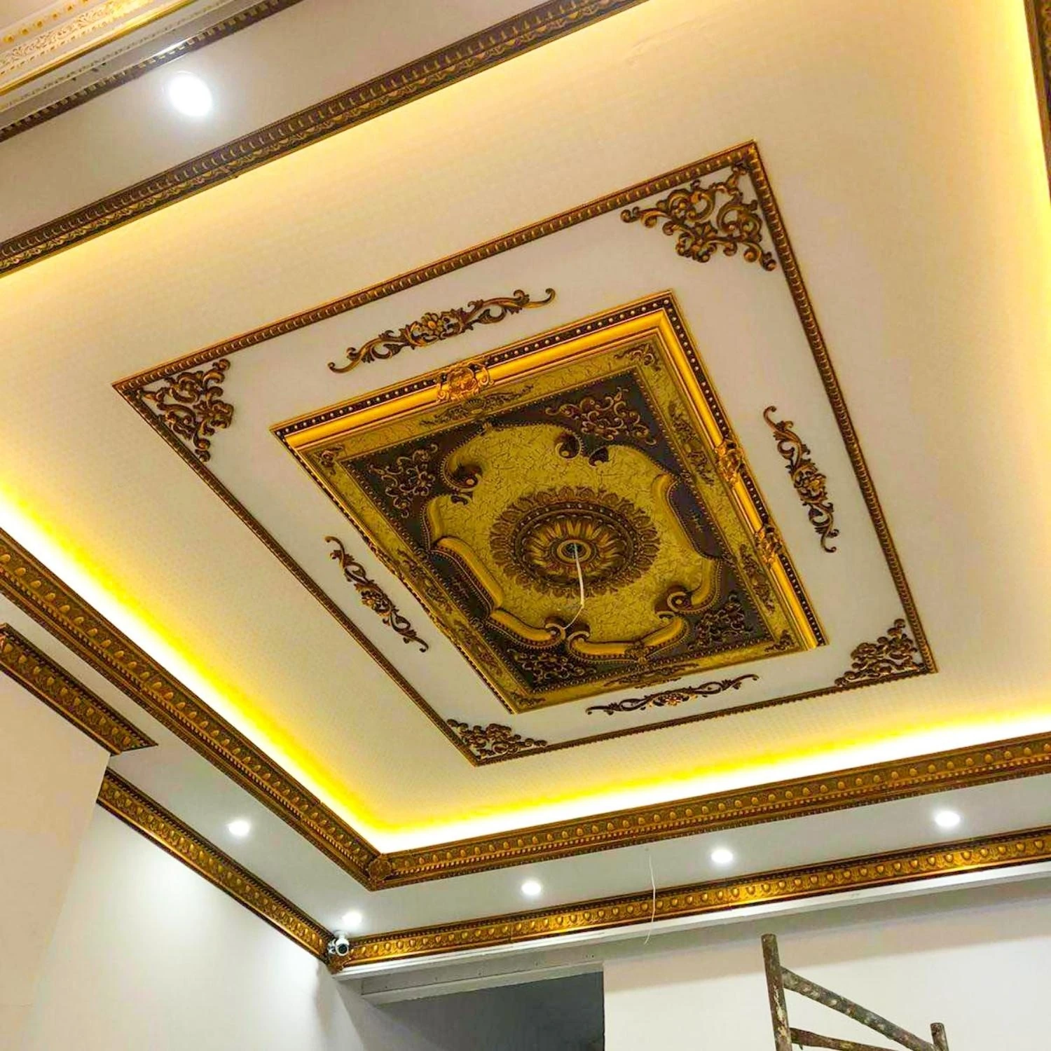 Boyanabilir Avize Göbeği Motif 4 Adet 40*40 GBM - B26 - 4