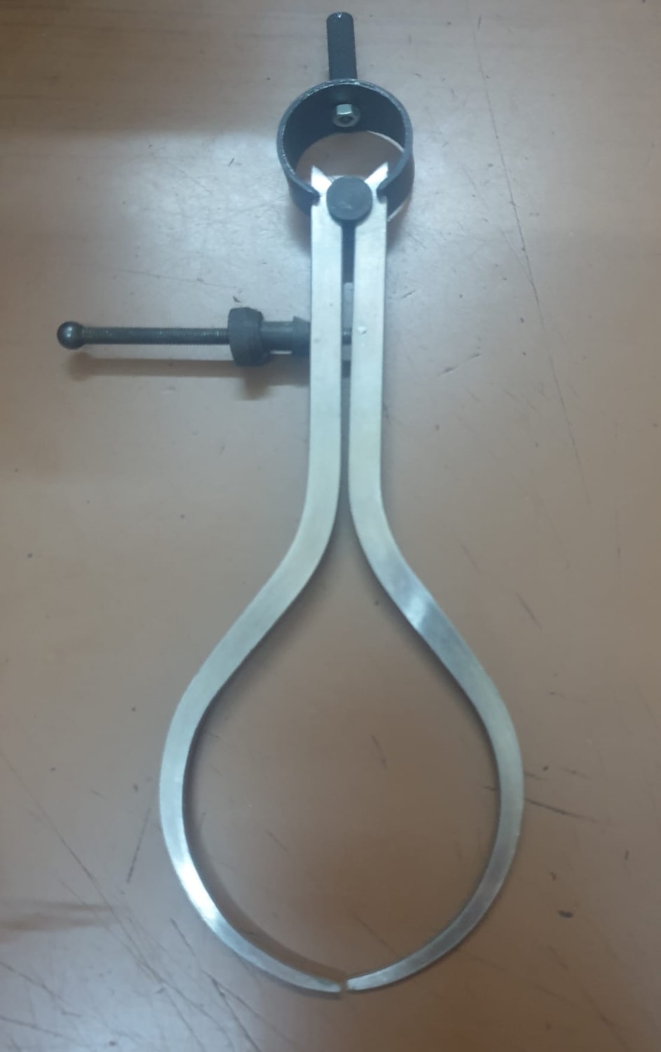 Dış Yaylı Pergel 20CM