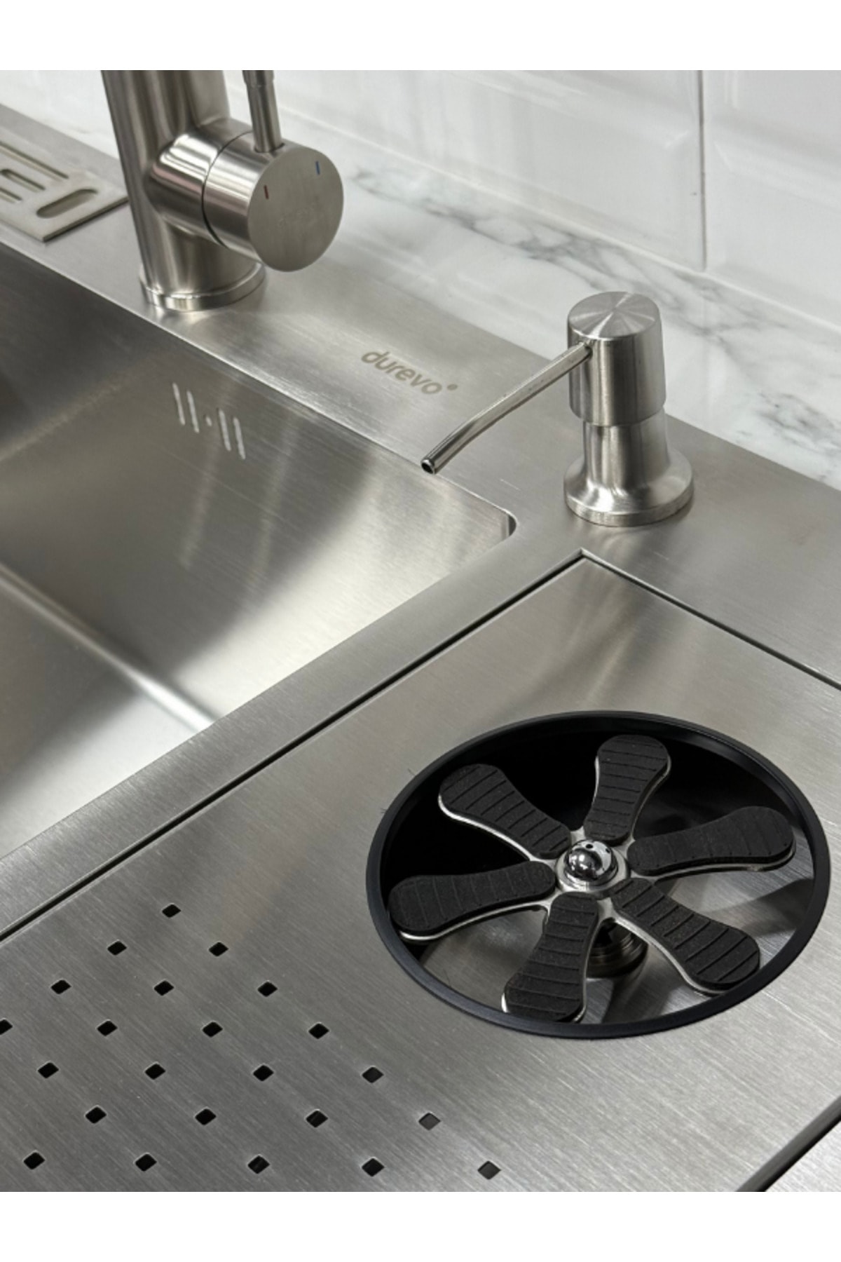 Moderno Paslanmaz Çelik Bardak Yıkamalı Akıllı Mutfak Evyesi Inoks Renk 68x45cm Eviye