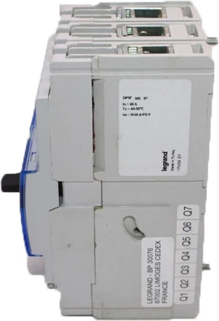 420208 Dpx³ 250 200A 3 Kutuplu 25KA Ayar Sahalı Kompakt Şalter