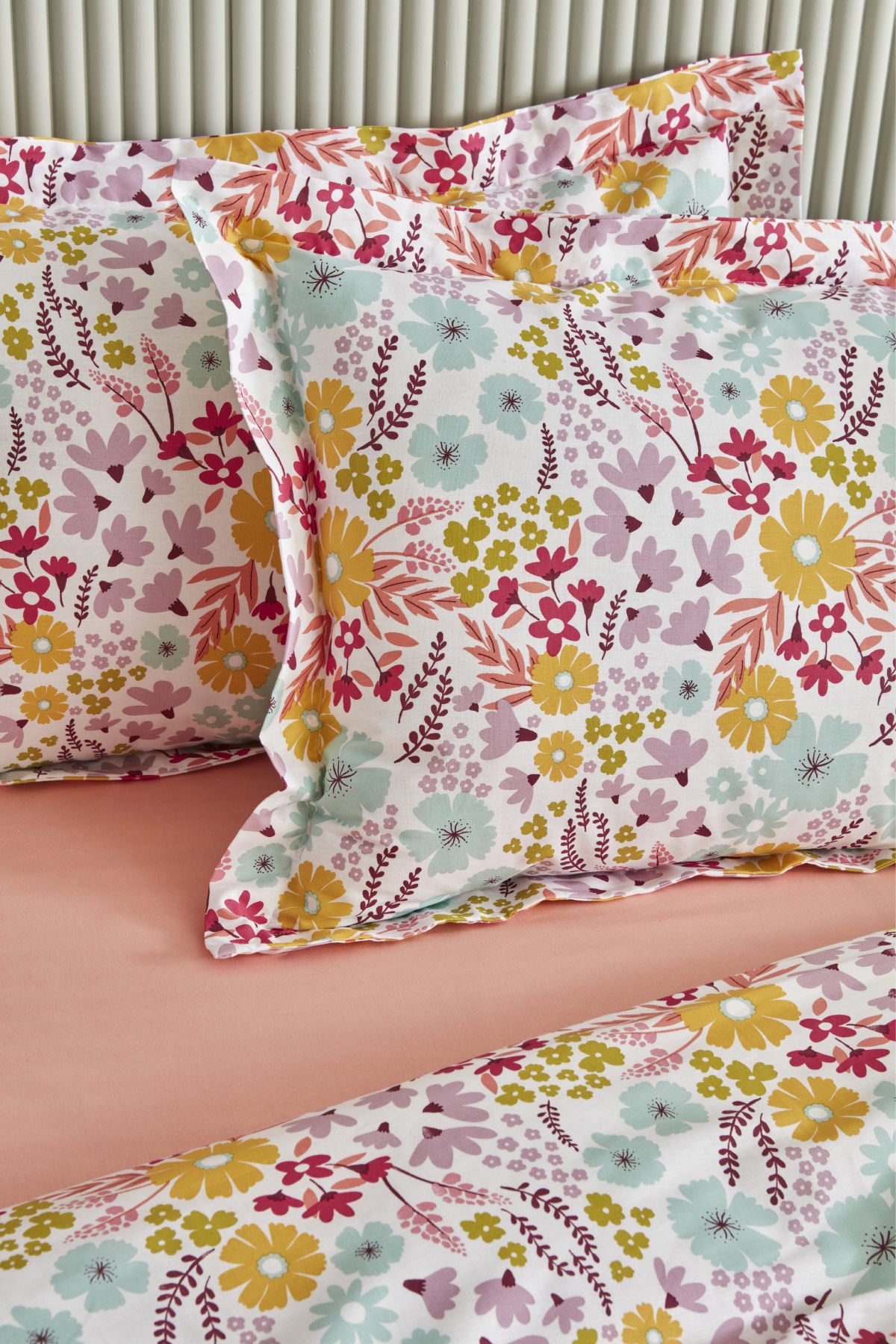 Nido %100 Pamuk Çift Kişilik Nevresim-Pike Takımı Multicolor