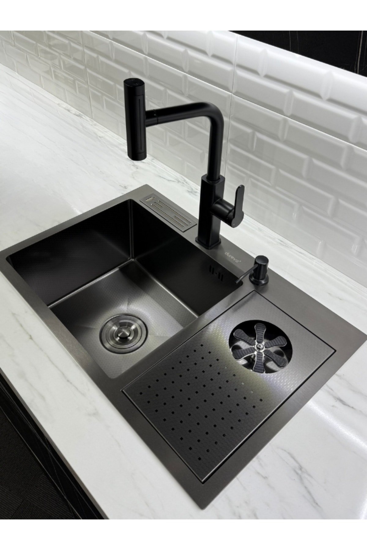 Moderno Paslanmaz Çelik Bardak Yıkamalı Akıllı Mutfak Evyesi Bal Peteği Yüzey Siyah 76x48cm Eviye