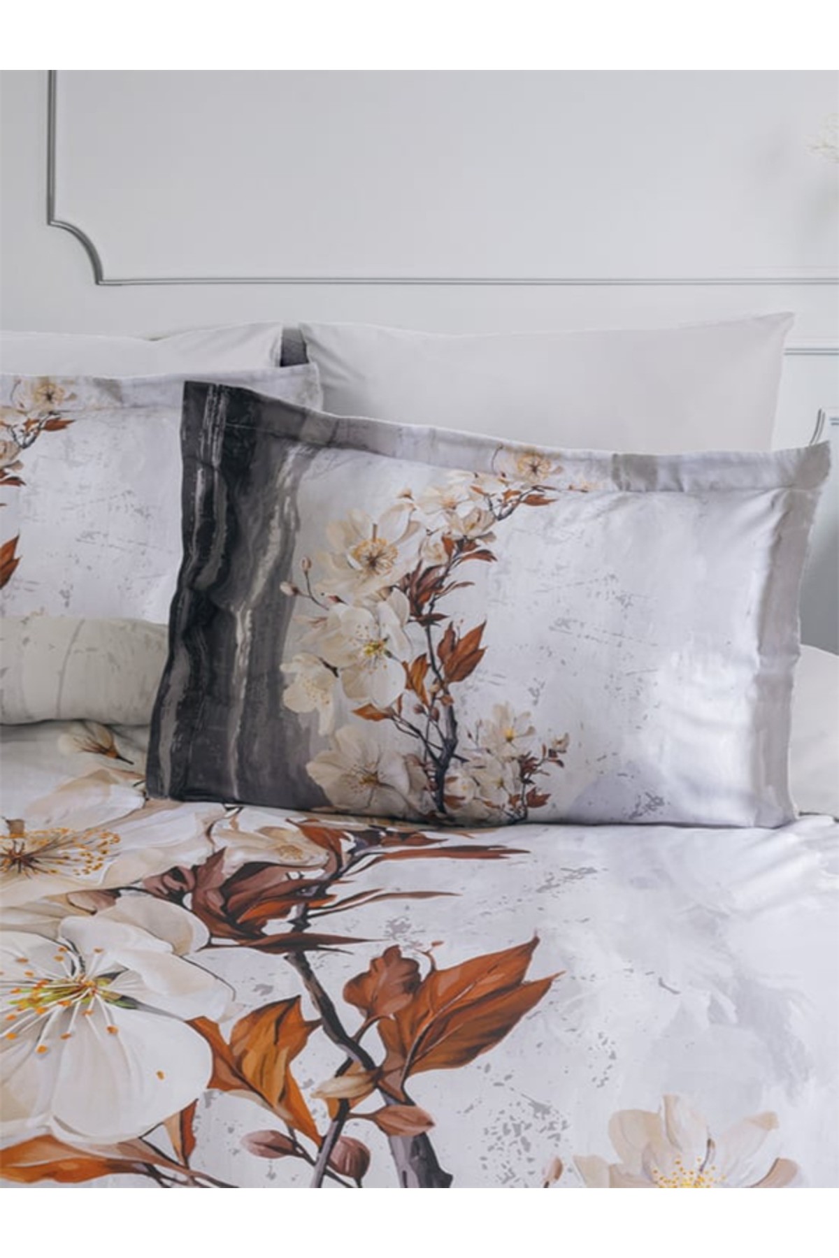 Camellia Çift Kişilik Dijital Saten Nevresim Takımı