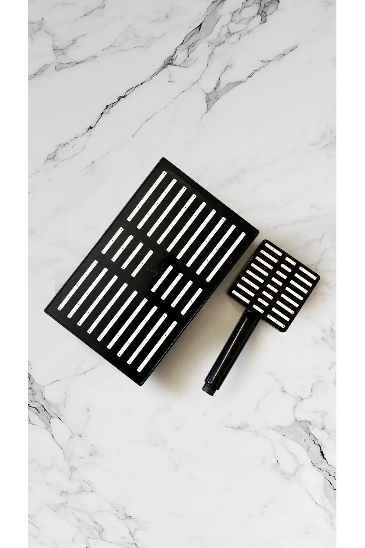 Kaliteli Ve Modern Tasarımlı Siyah Robot Yağmur Duş Seti Lına