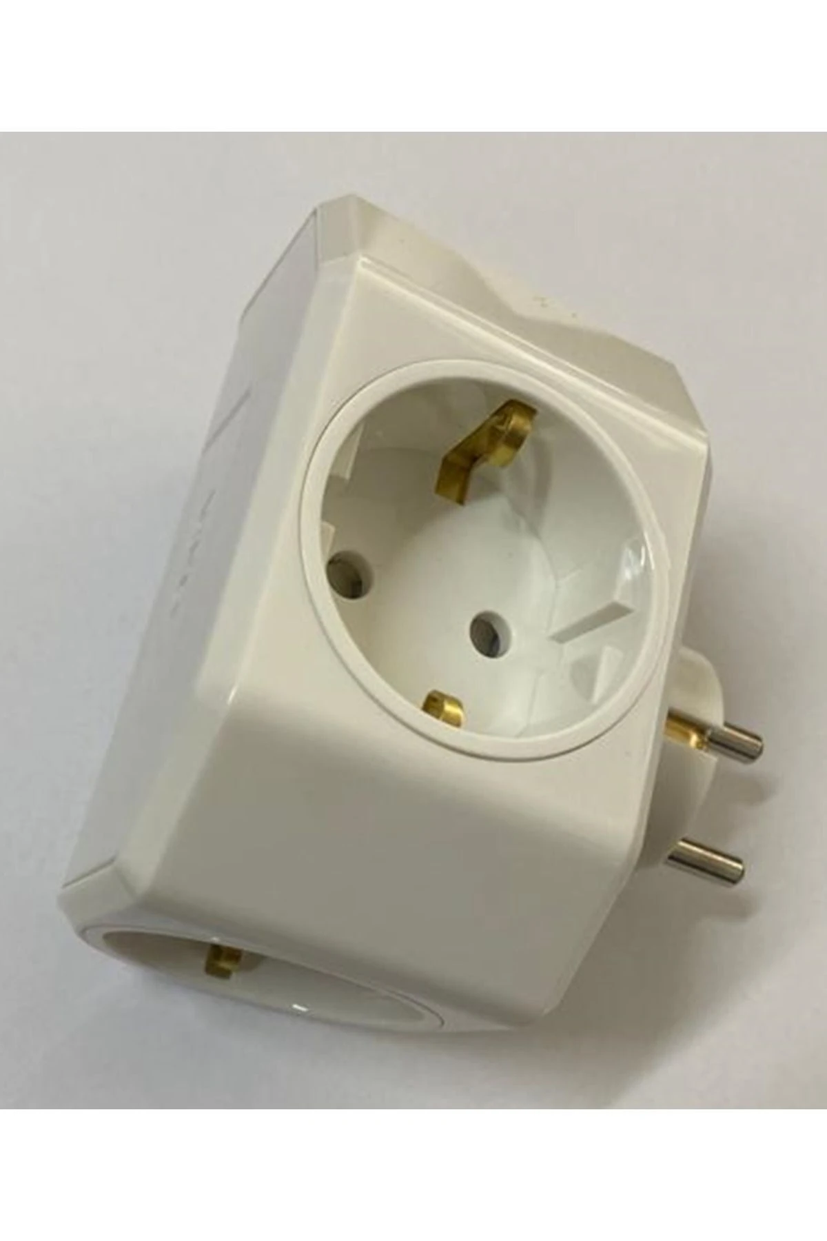 Yonca Plus Beyaz Üçlü Topraklı Golyat Priz Fişli