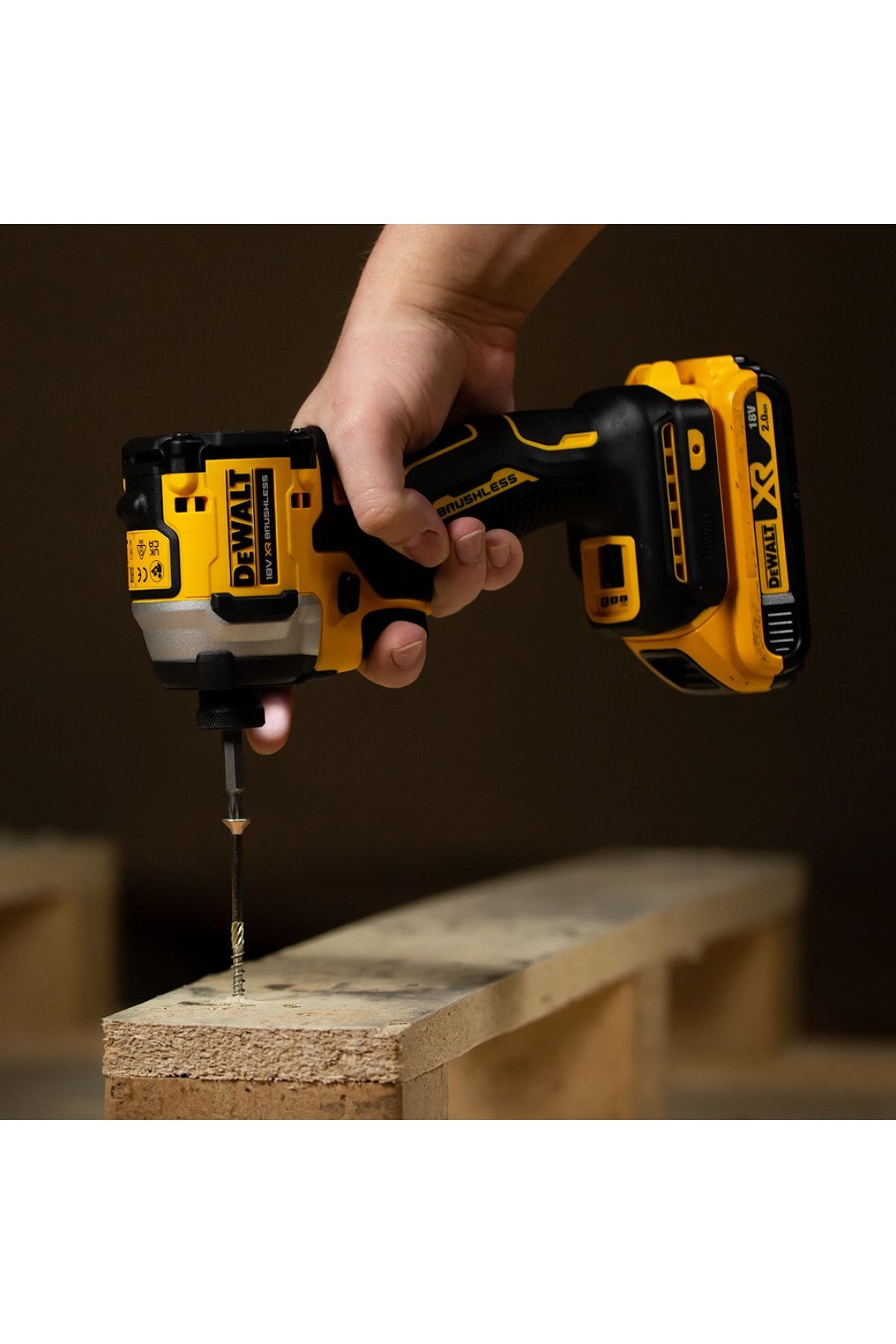 DEWALT Dcf850d2t 18v 2.0ah Li-ıon Kömürsüz Darbeli Tornavida