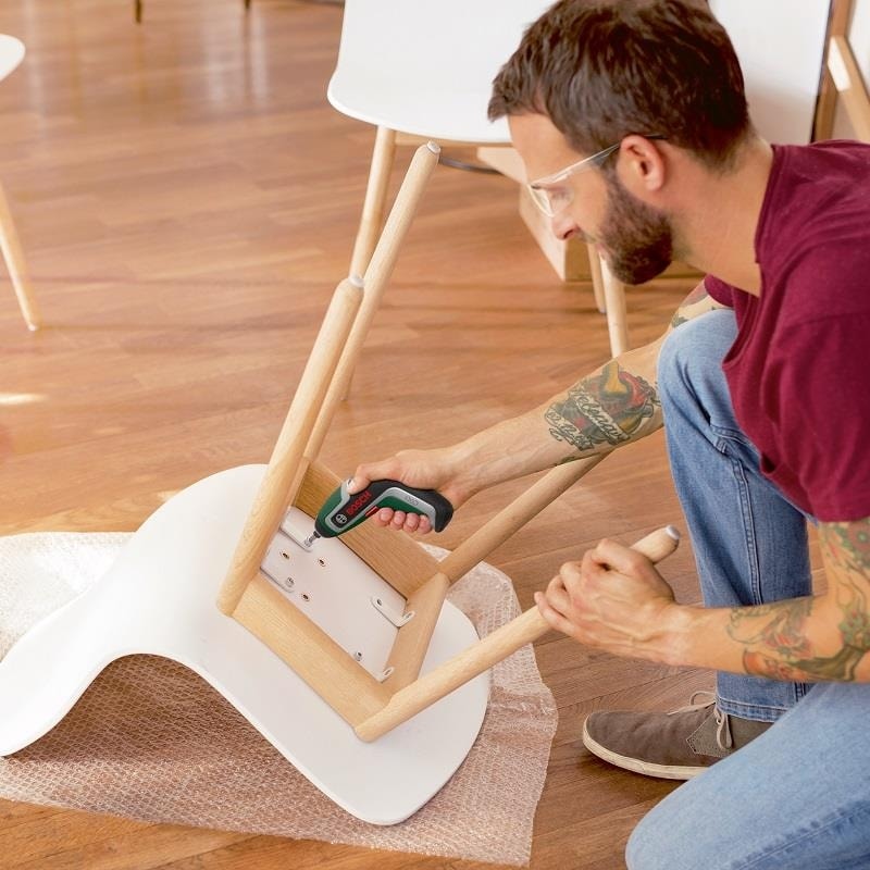 BOSCH Ixo 7 Seti Sarjlı Vidalama MAKINESI 06039E0001